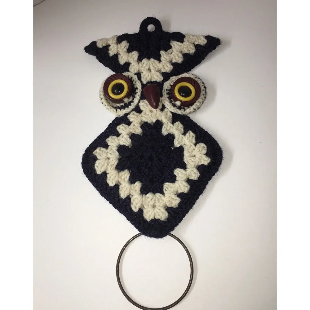 Vintage Crochet Navy‎ White Brown 70s Owl Wall Hanging Towel Holder Boho MCM